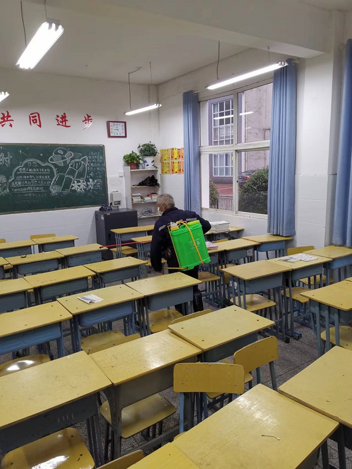 金安区毛坦厂学校积极开展预防秋冬季传染病宣教活动