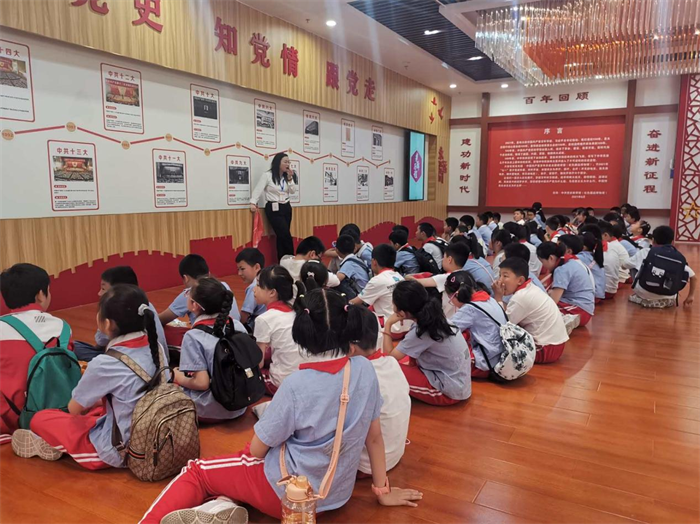 六安市丰安小学组织开展研学活动