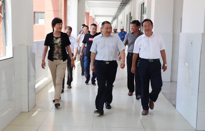 裕安区委书记陈社教调研裕安城区教育工作